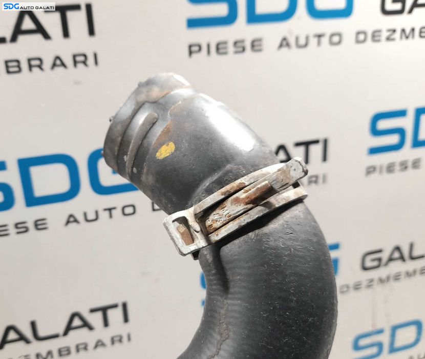 Furtun Conducta Radiator Apa Dacia Logan 2 1.0 2012 - 2020 Cod 215015757R [N0351]
