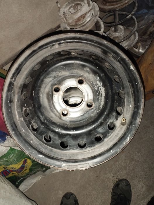 Төртеуі бірге сатылады