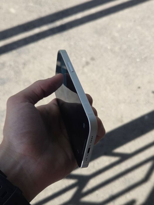 Iphone 12 mini 64gb.