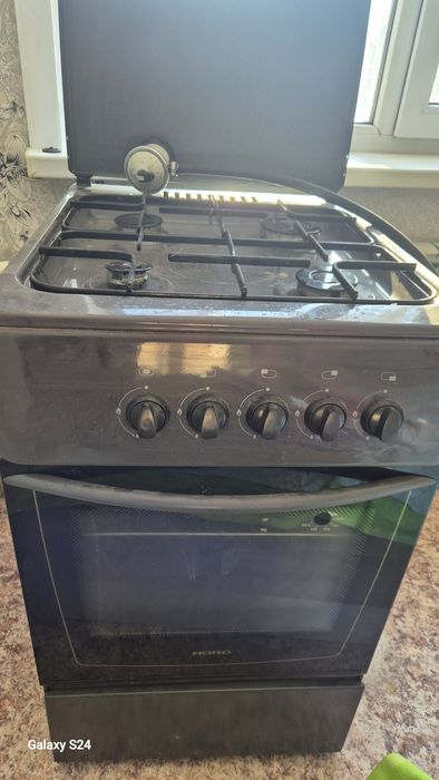 Продам газовую плиту.