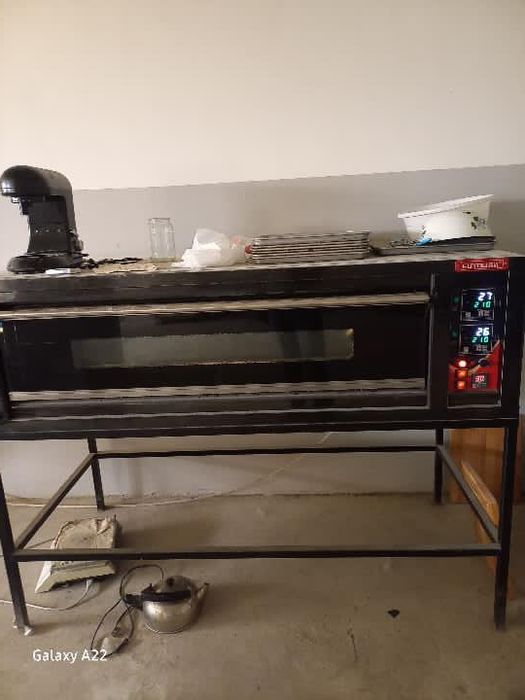 Konditer sehi anjomlari komplekt holatda sotiladi.