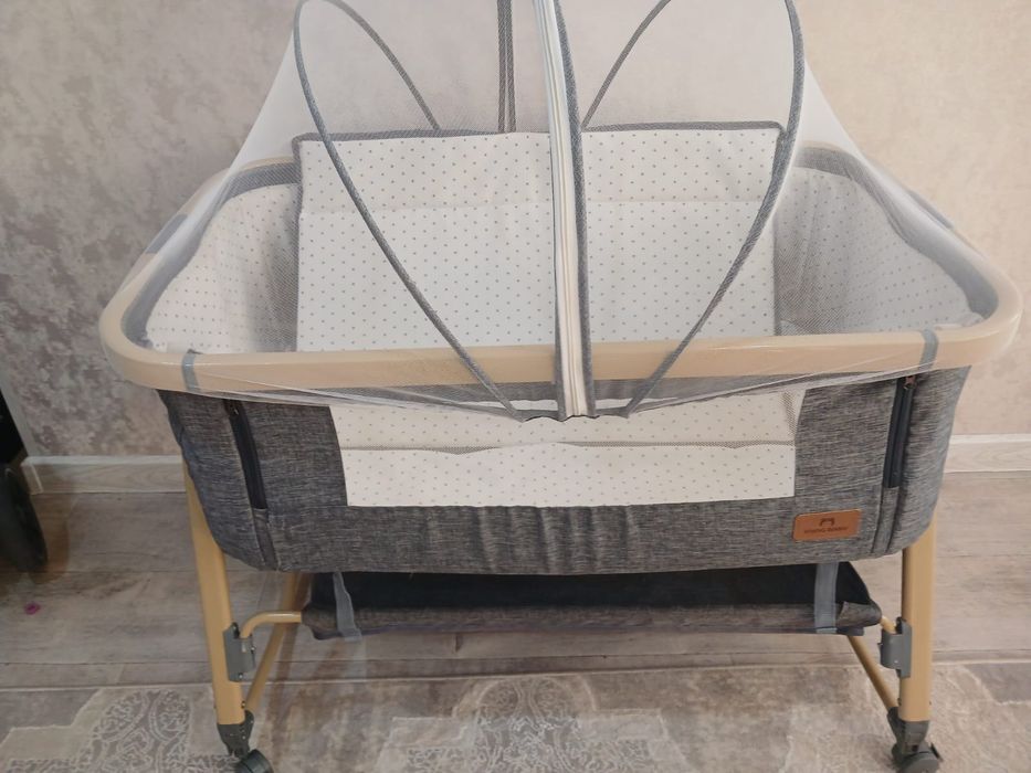 Продам кровать манеж детскии