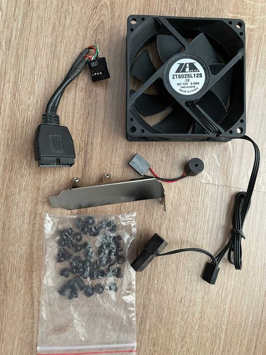 Carcasă PC Aerocool CS-101 Slim + 3 Ventilatoare