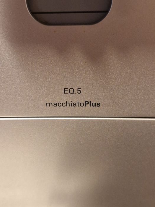 Siemens EQ5 Macchiato Plus Aparat de cafea digital espressor automat premium cafea boabe și macinata