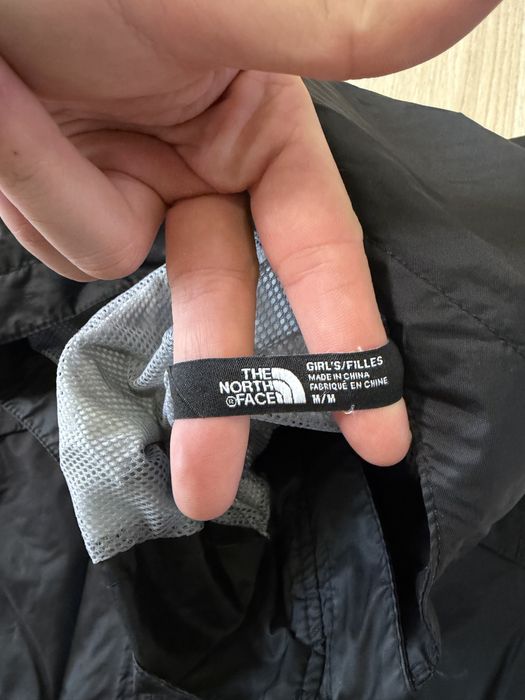 The North Face ветровка детска(момиче)