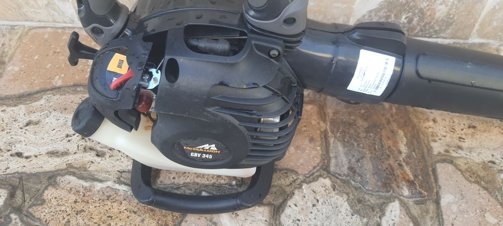 Suflanta mcculloch husqvarna frunze praf pe benzina