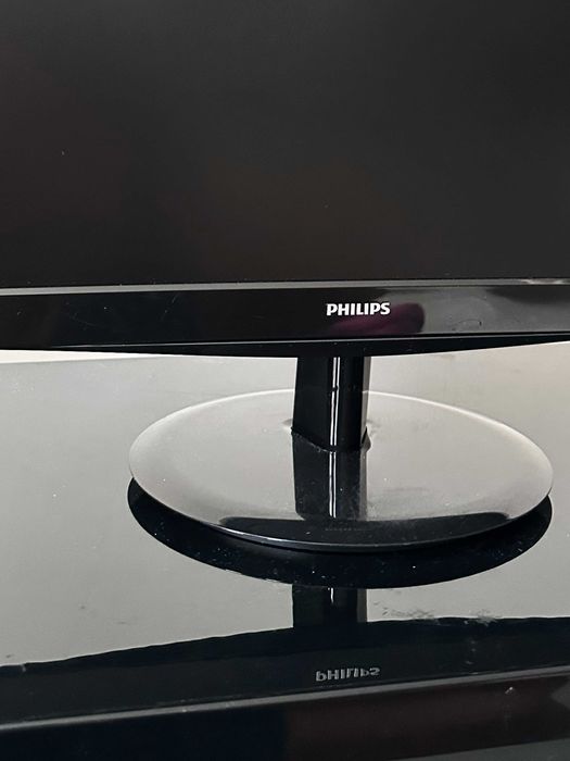 Монитор Philips 196V3LSB (19 инча)