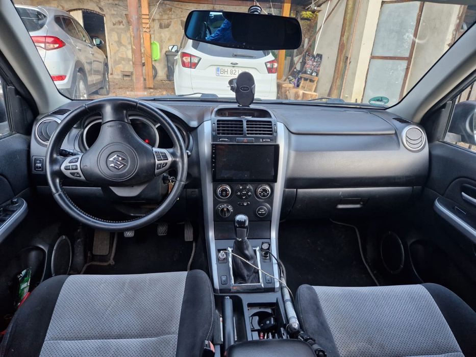 SUZUKI Grand Vitara