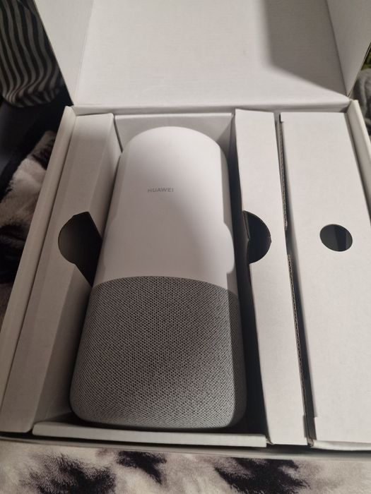 Huawei AI Cube – Router 4G + Boxă Inteligentă