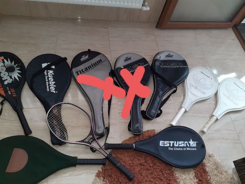 Vând rachete de tenis