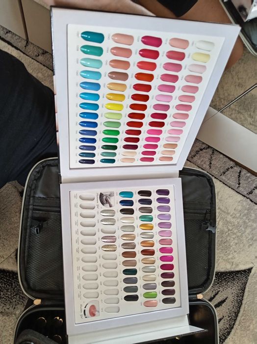 комплект гел лакове Venalisa 115 бр.