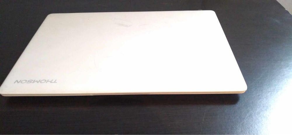 Laptop Thomson 1Tera
