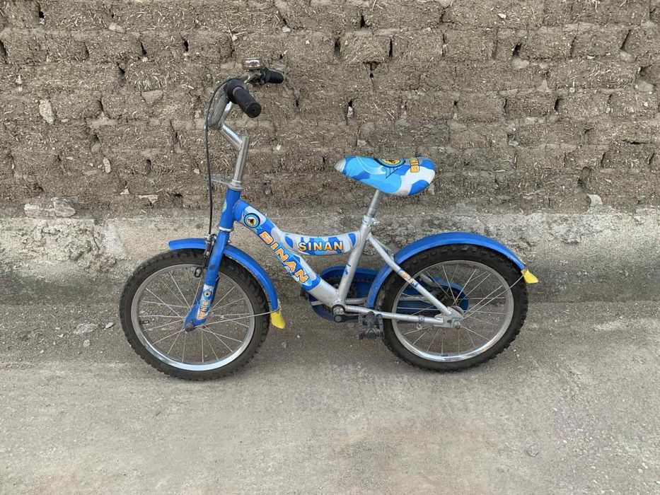 Продавам детски велосипед