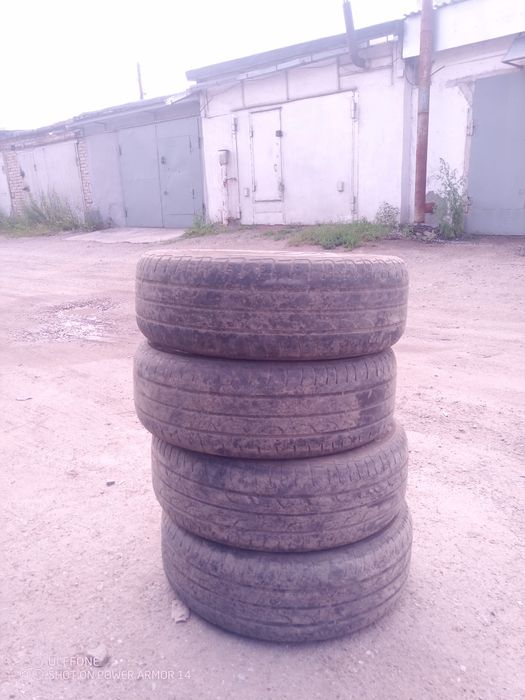 Шины 205/65R15, Б/У.