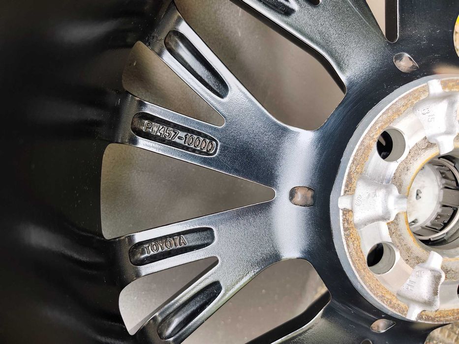 ОРИГИНАЛНИ джанти 18 ' цола 5x114,3 TOYOTA CH-R / Тойота ЕТ50 7J 60,1