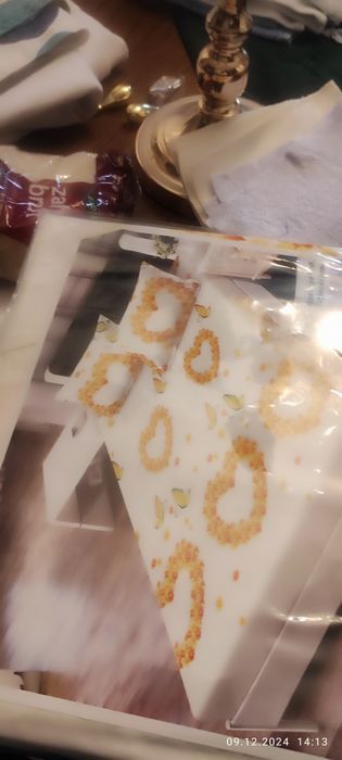 Lenjerii de pat noi , alb, bumbac 100% creponat