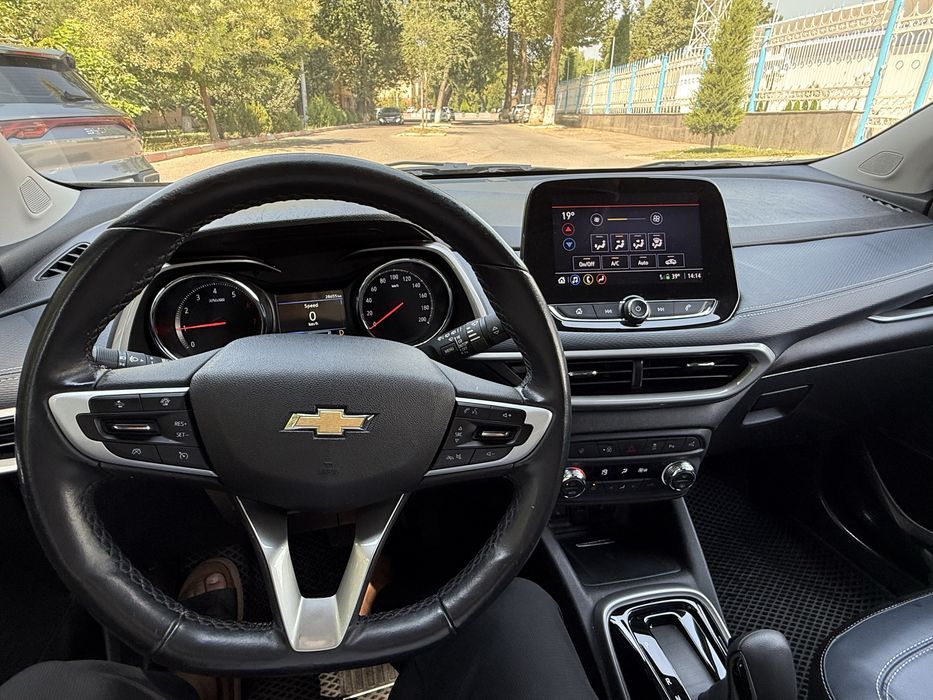 Tracker 2 Premier Plus 2024 tozza