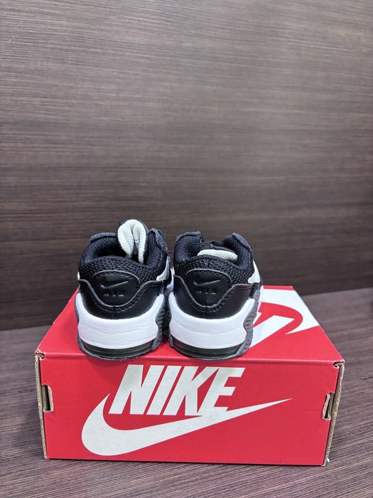 Бебешки маратонки Nike