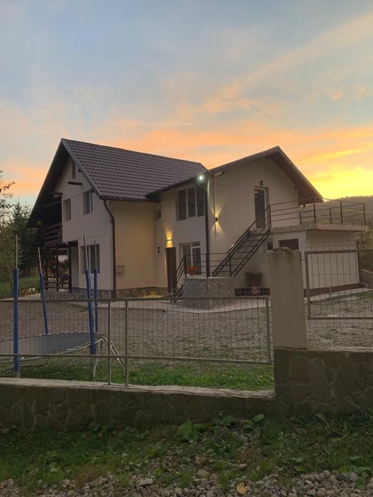 Pensiune 5 camere valea doftanei(valea neagra)