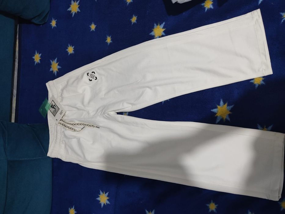 Спортивные брюки новые