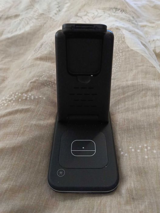 Бързо безжично зарядно