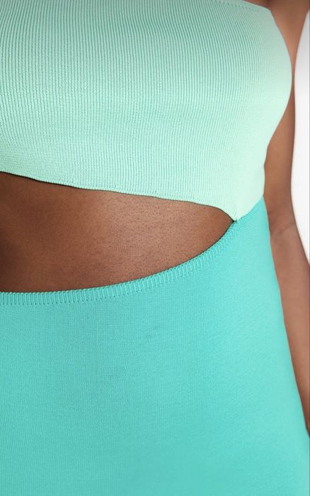 Красива къса рокля от плетиво