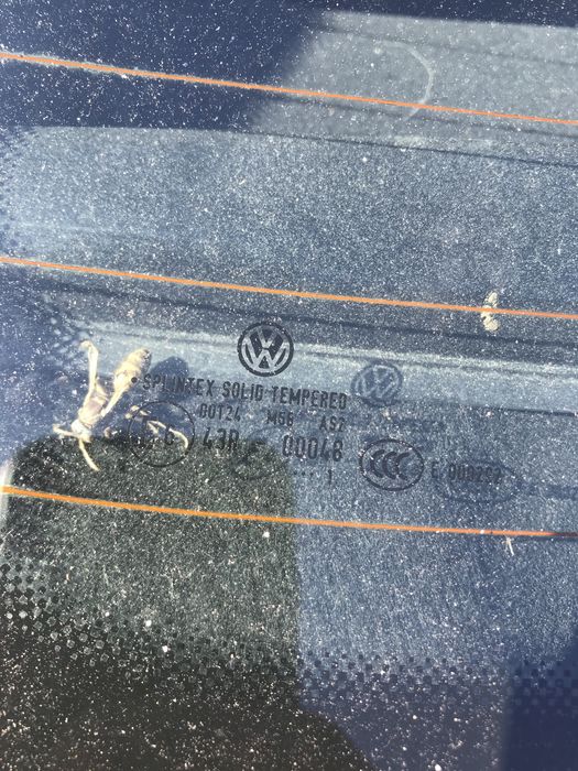 задно стъкло пасат 7 седан