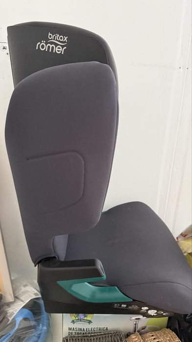 Scaun auto cu isofix pentru copii Britax Romer, Discovery Plus 2, Midnight Grey, 3.5-12 ani, 100-150 cm, 15-36 kg, testat ADAC