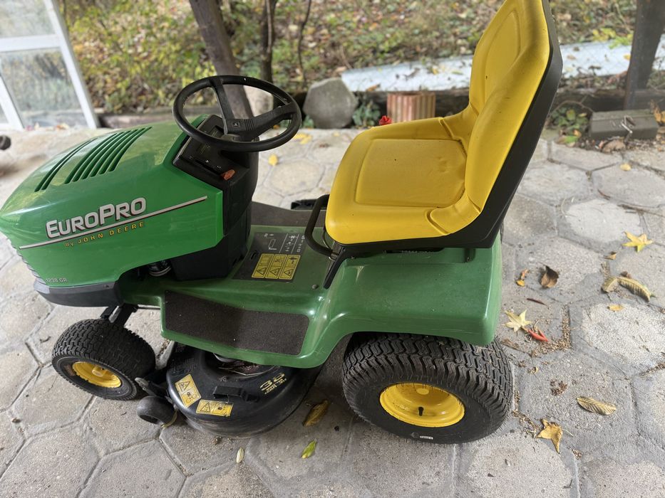 Тракторна мулчираща косачка John Deere