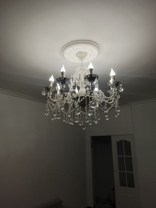 Люстра в зал 8 рожковый