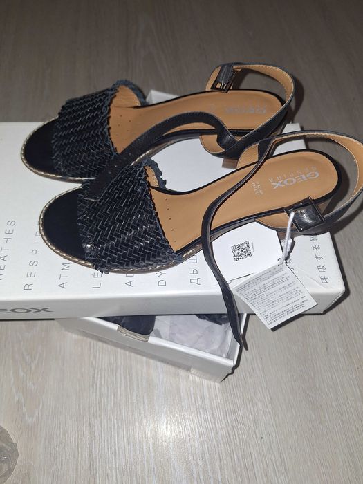 Дишащи сандали Geox respira 37 номер