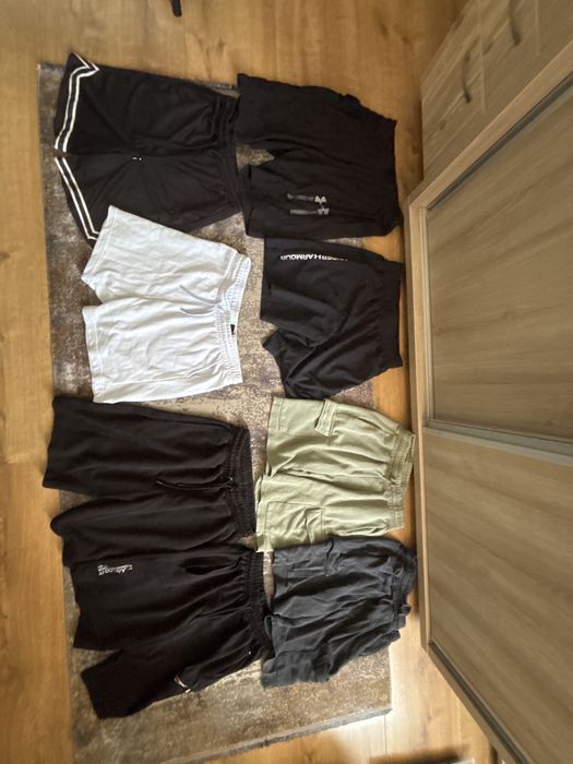 Pantaloni scurti vara