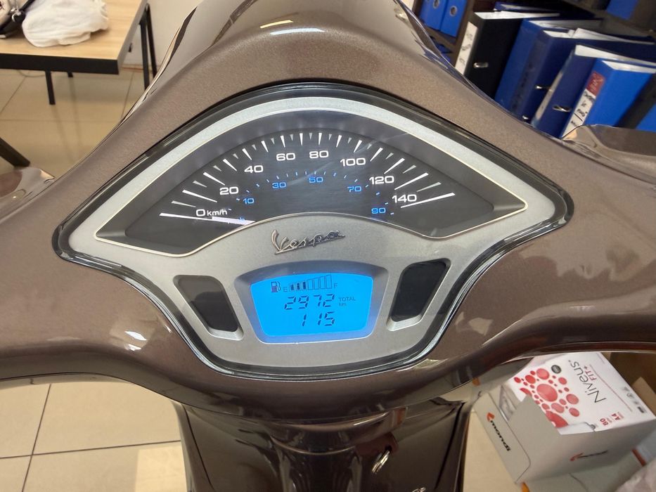 Scuter Vespa 2015- 125Cm -2970Km | Finantare | Rate Fixe Pret.3450€