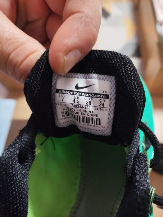 Дамски маратонки Nike
