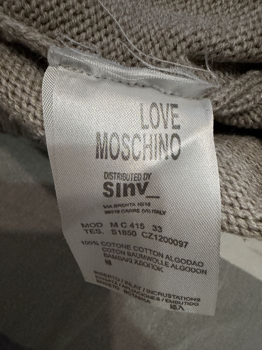 Love Moschino оригинален пуловер