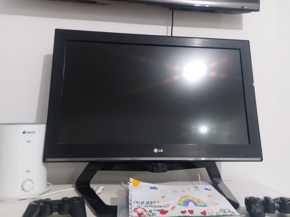 Продам телевизор LG