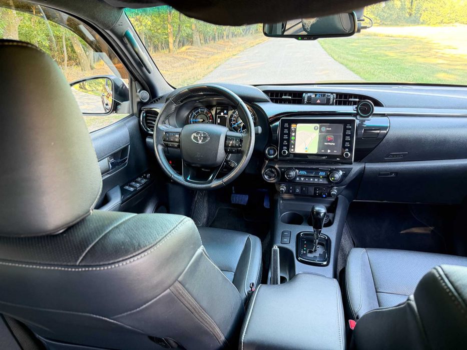 vand Toyota Hilux inca in GARANTIE