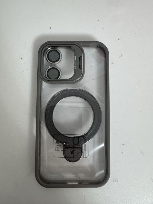 Чехол на айфон 16