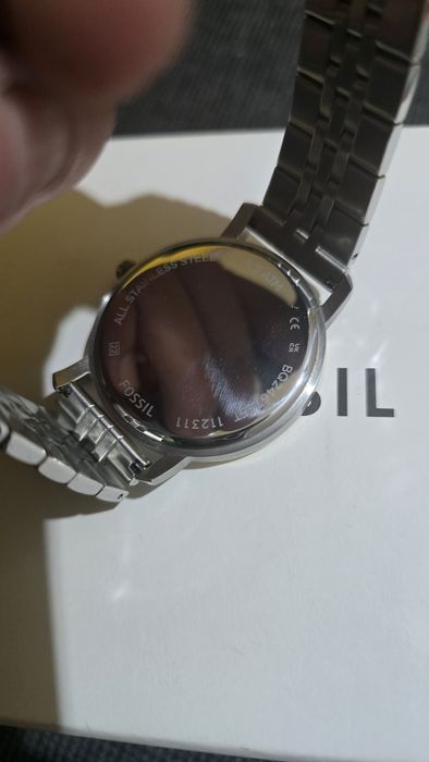 Ceasuri marca Fossil pentru el și ea.