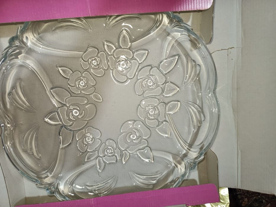 Янги Хар хил турдаги вазалар.