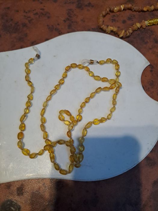 Бусы для очков из янтаря