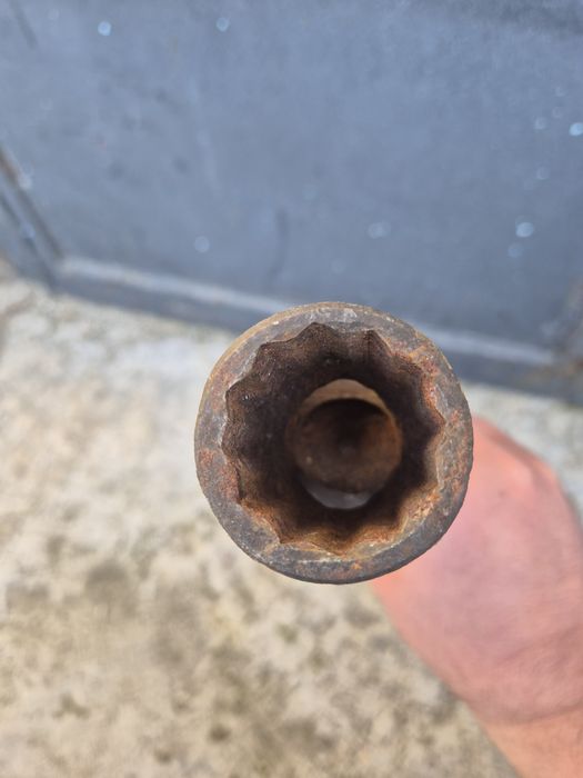 Ключ за джанти за камион 30-32