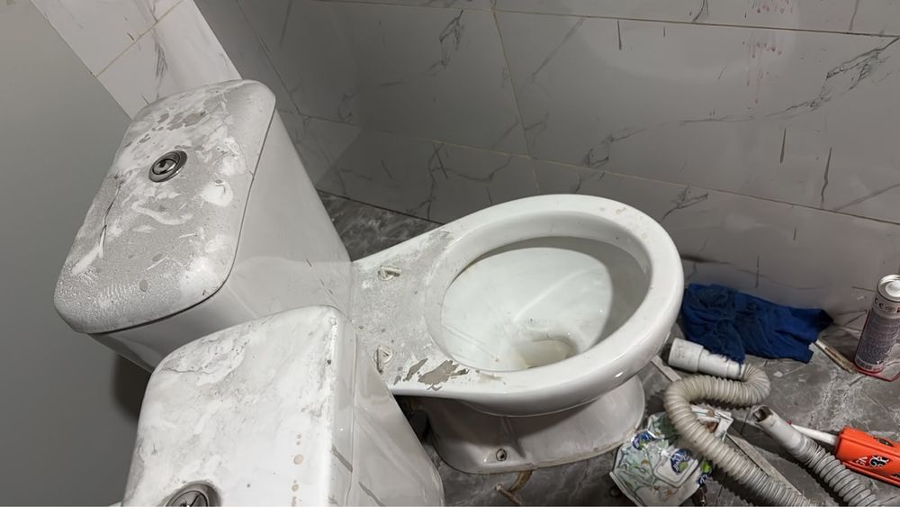 унитаз и раковины