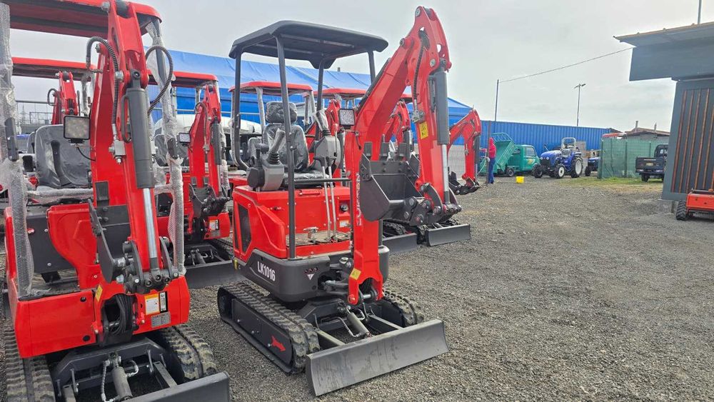 Miniexcavator Lukton 1.6 Garantie service