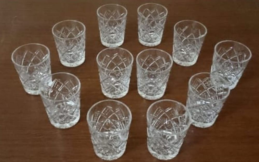 Набор хрустальных стопок