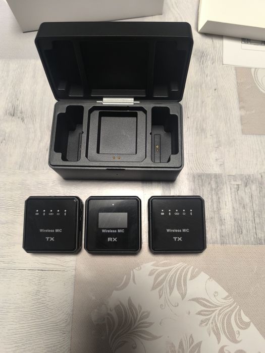 Set Doua Microfoane cu lavaliera wireless Element-x ® profesionale