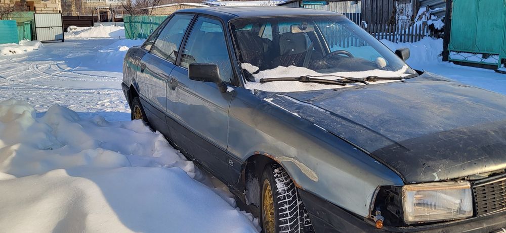 Продам ауди 80 б3.