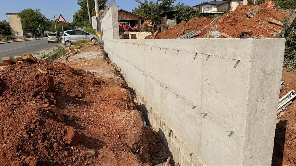 Груб строеж на къщи ,огради и покриви