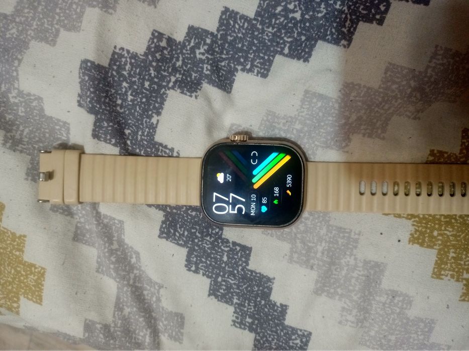 Смарт часы продам