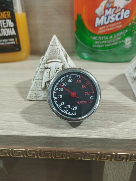 Продам часы и термометр (пара)